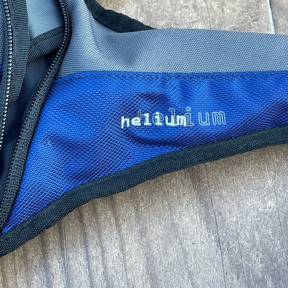 JANSPORT Helium Hydration Backpack Running, Cycling, Hiking with Bladder NWOT - Picture 2 of 9